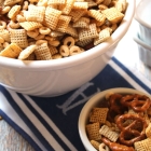 The Weight Watchers Chex Mix Recipe You Need to Try