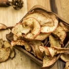 Weight Watchers Air Fryer Apple Chips with Cinnamon