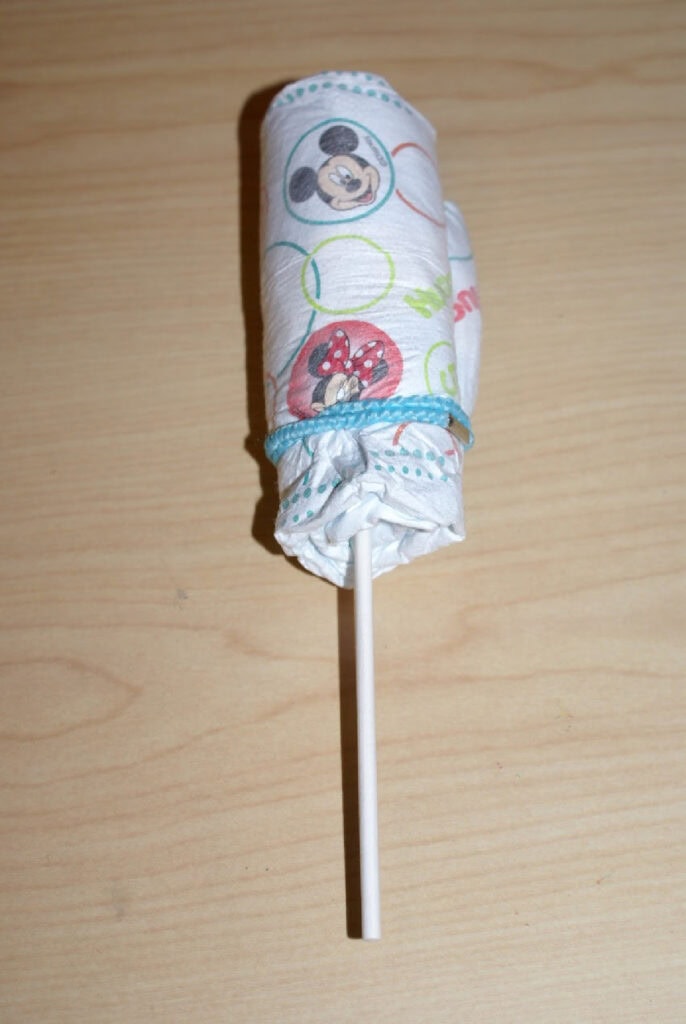 how to make a diaper bouquet