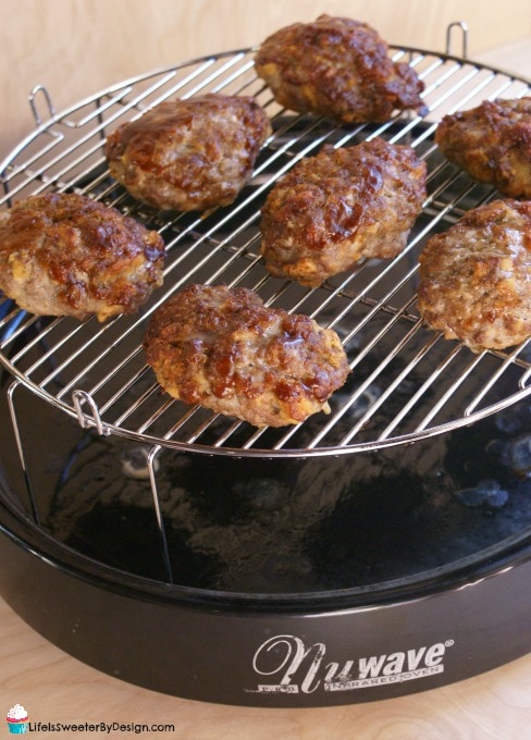 mini ground beef meat loaves