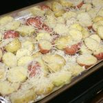 easy garlic roasted potatoes