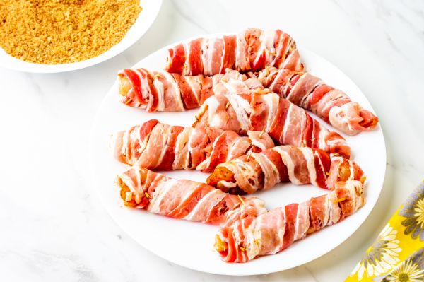 how to wrap up chicken tenders in bacon