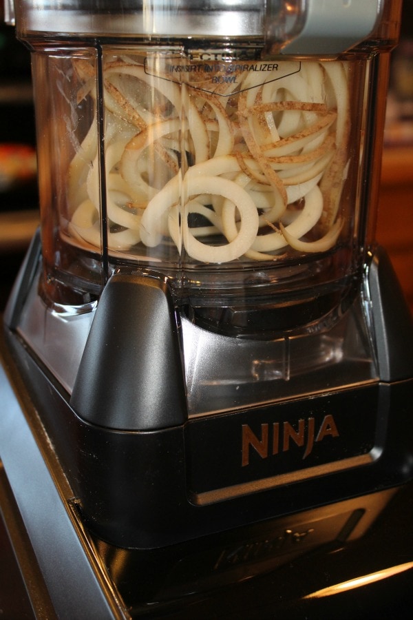 how to use the Auto-Spiralizer