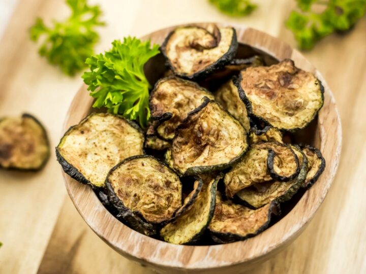 air fryer Cajun zucchini chips