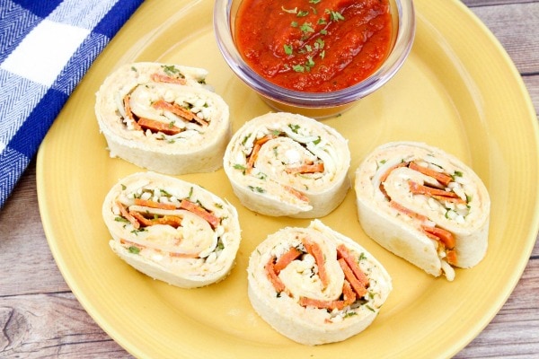 easy tortilla pizza pinwheels