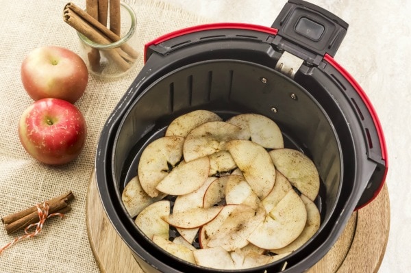 how to make air fryer apple chips