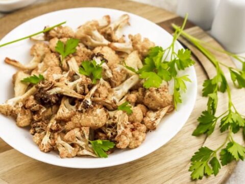 air fryer cauliflower with seasoning