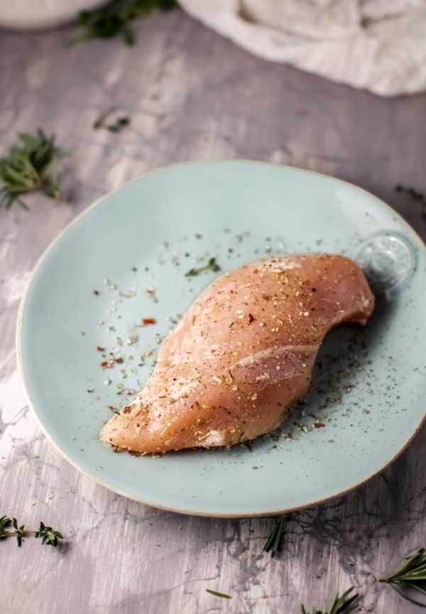 how to make chicken breasts in the air fryer