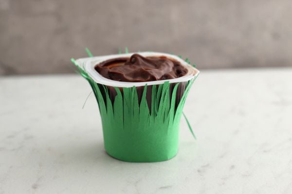 how to put grass on a Garden Pudding Cup