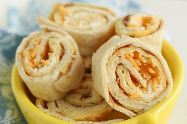 breakfast pinwheel roll-ups