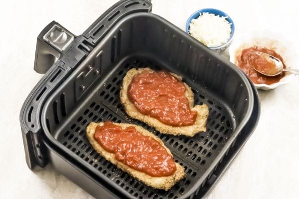 easy steps to making chicken Parmesan in the air fryer