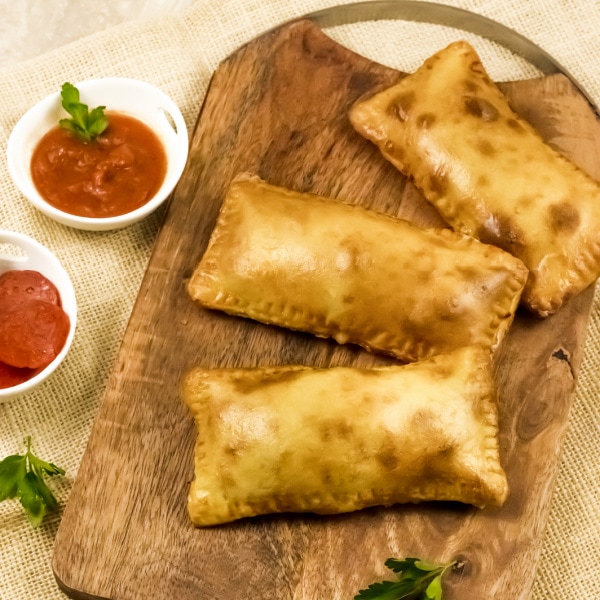 easy air fryer pizza pockets