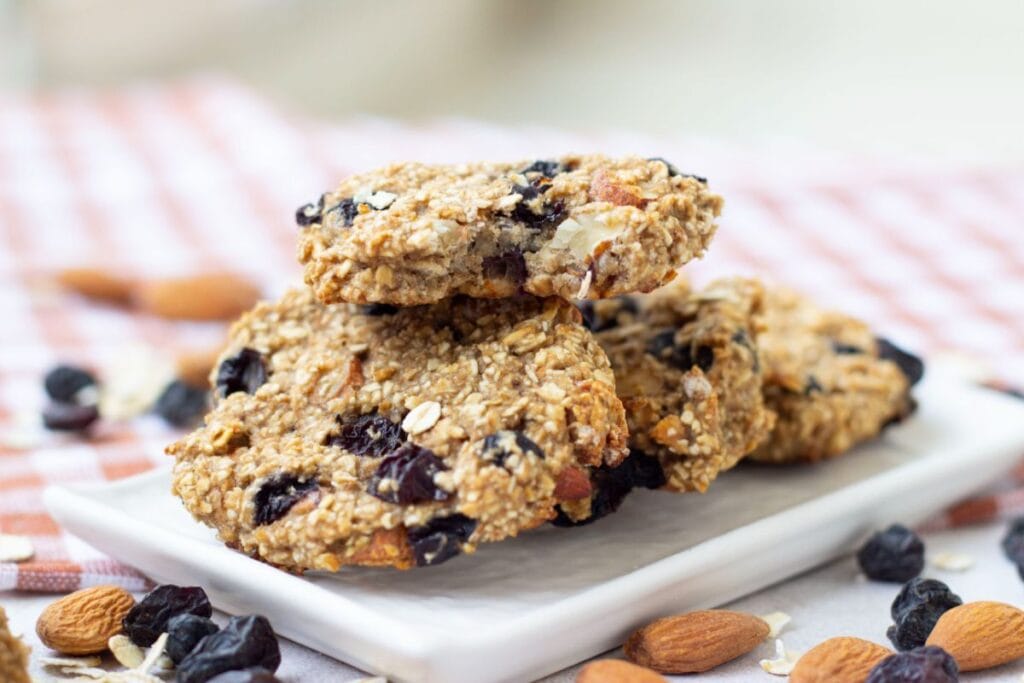 Oatmeal cookies with raisins and almonds
