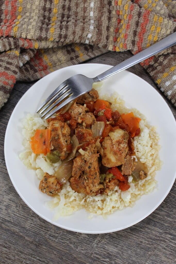 Serving of chicken with cajun flavor