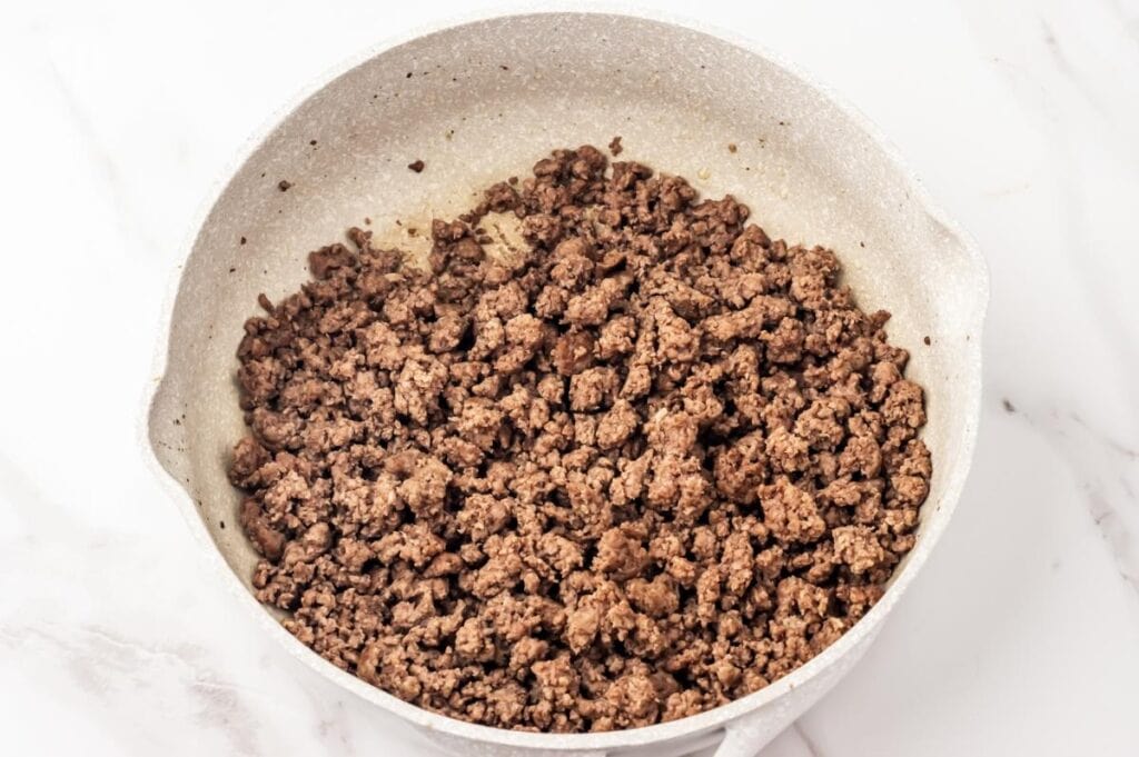 pan of cooked lean ground beef