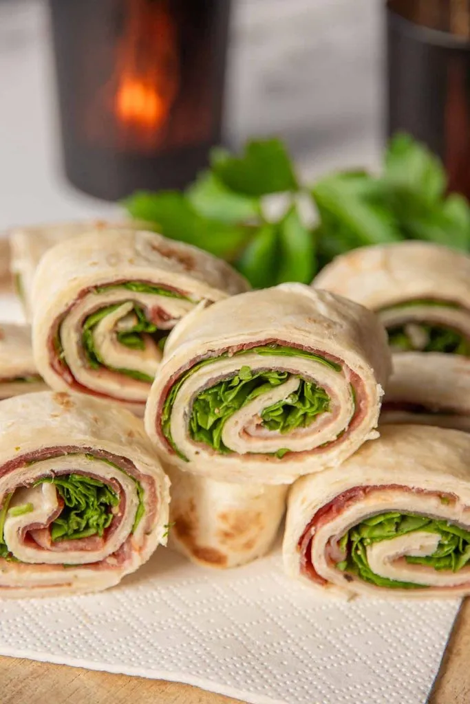 HAM AND CHEESE ROLLUPS