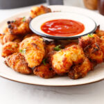 Chicken nuggets with dip