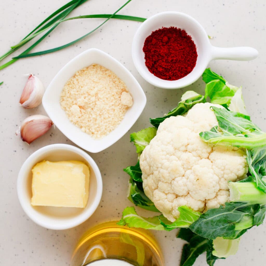 Main ingredients of the delicious cauliflower in air fryer