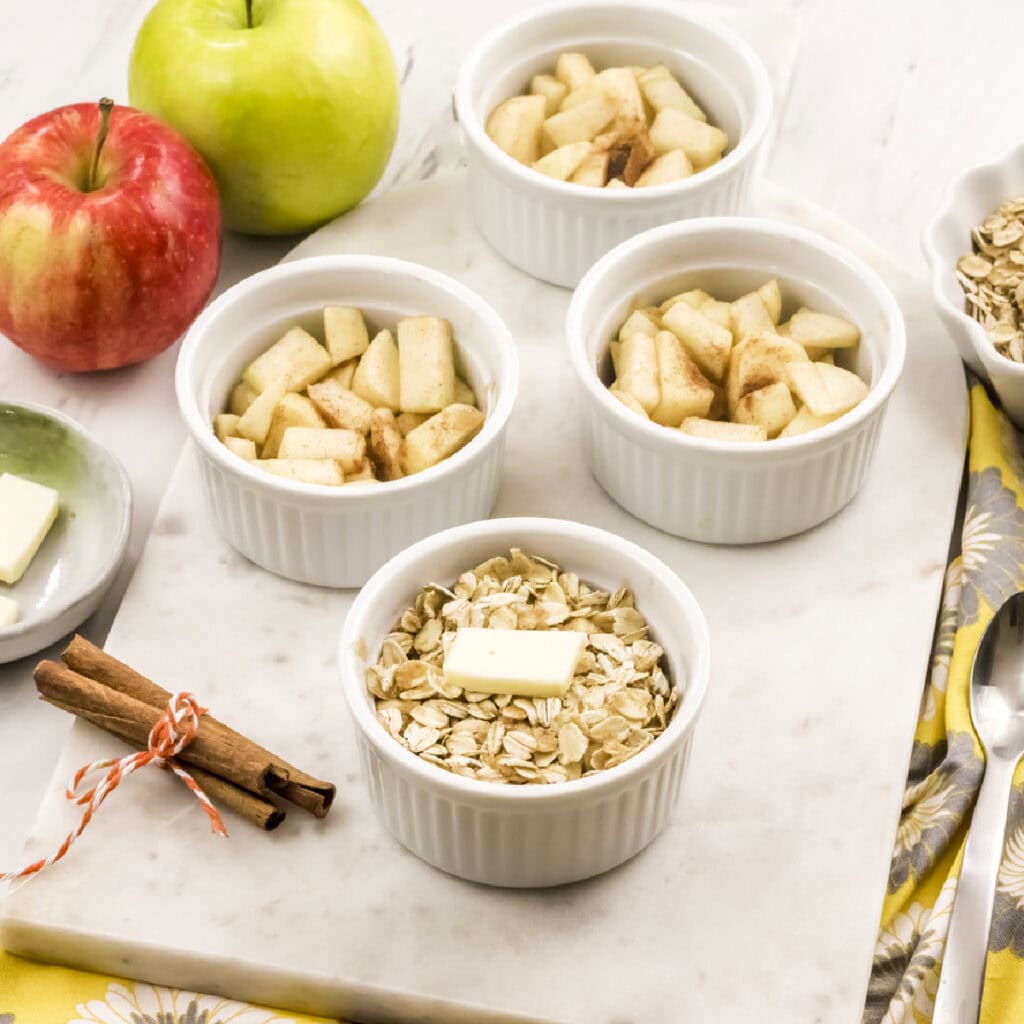 Ingredients Recipe for Apple crisp dessert