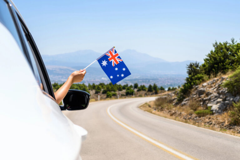 navigate Australia by car