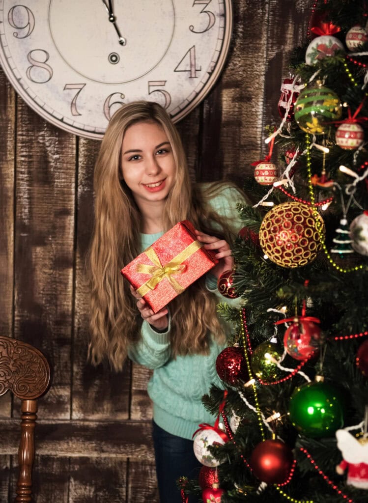 which Christmas gifts do older children and teens appreciate most
