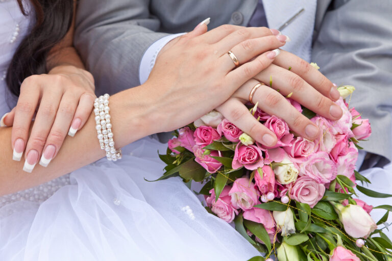 things to consider when buying wedding rings