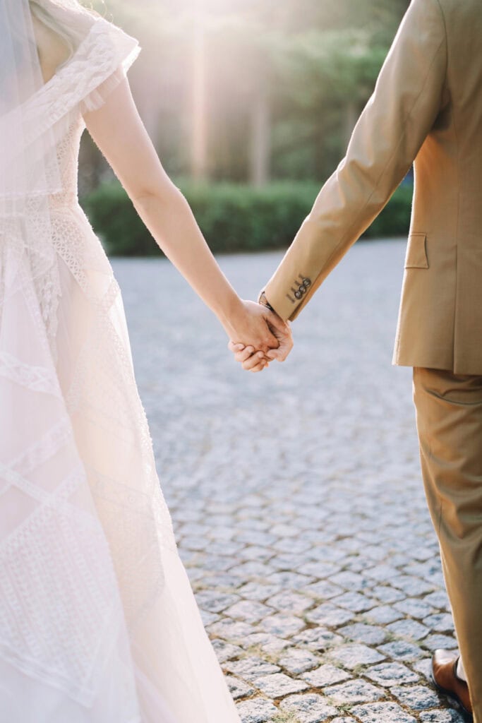 digital vs printed wedding albums