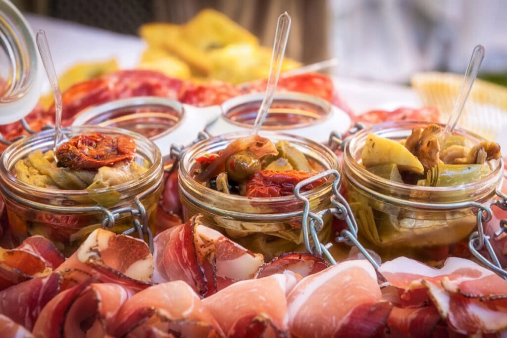 simple Italian hosting ideas