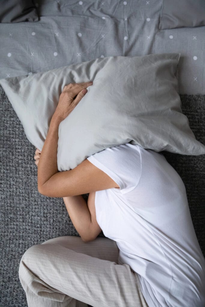 how to deal with insomnia and sleep apnea