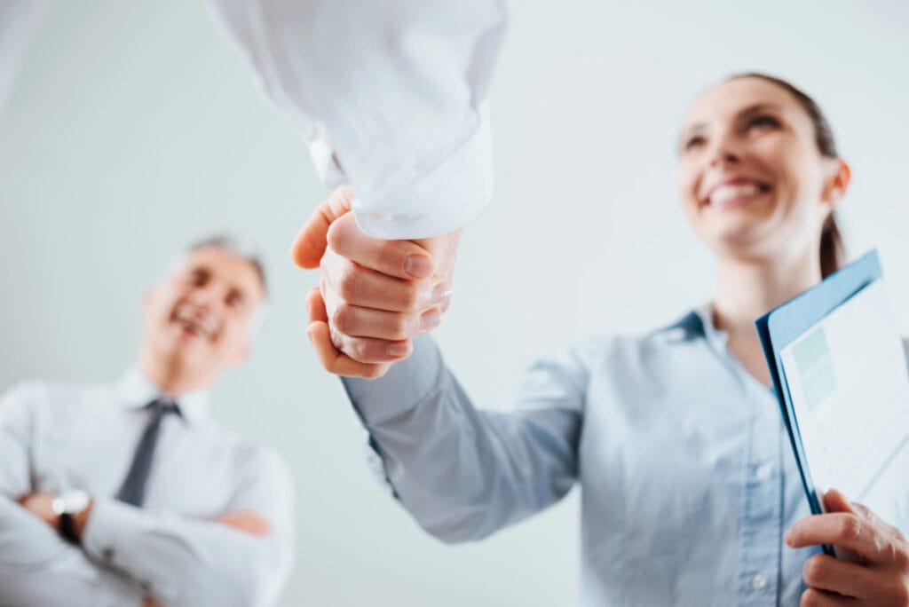 ways to attract the right employee
