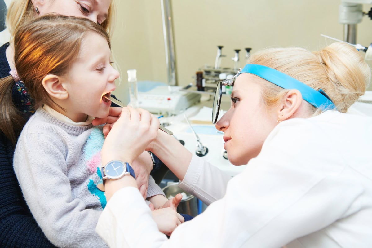 how ENT specialists diagnose and treat seasonal allergy symptoms