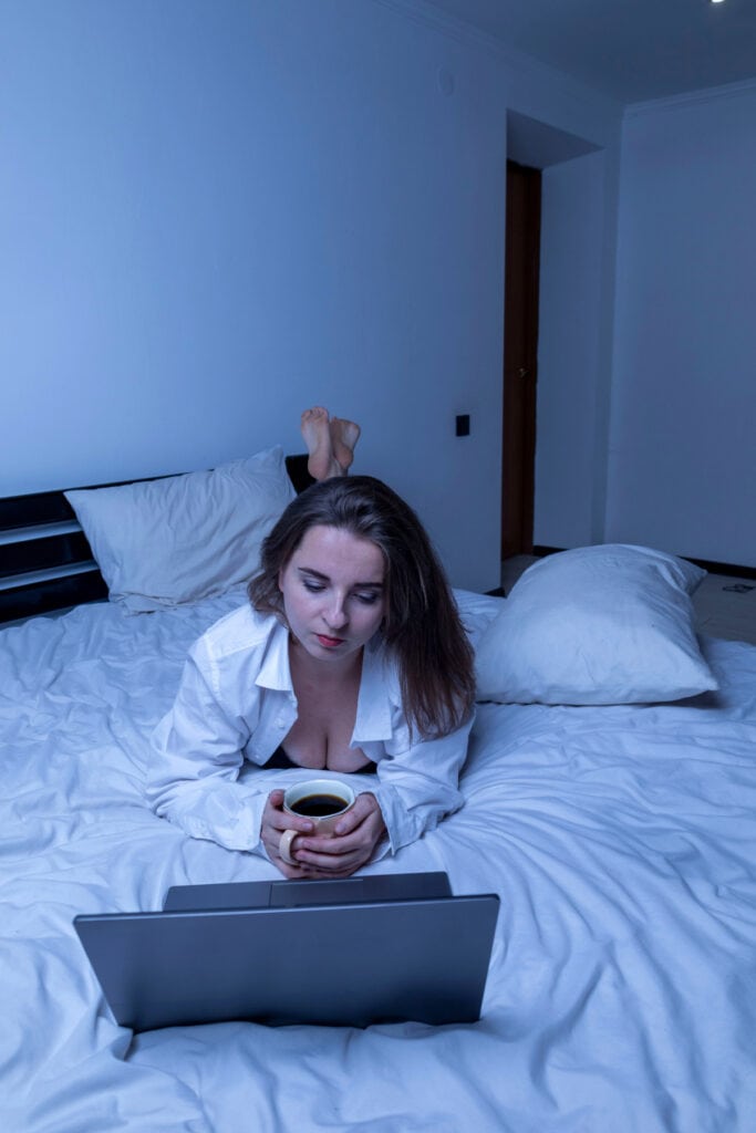 how can busy parents actually unwind at night