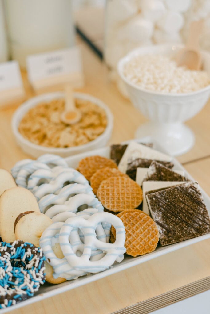 how to keep cookies and snacks fresh